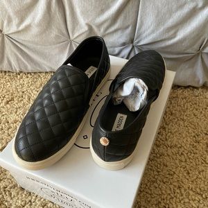 New! Black Steve Madden Shoes